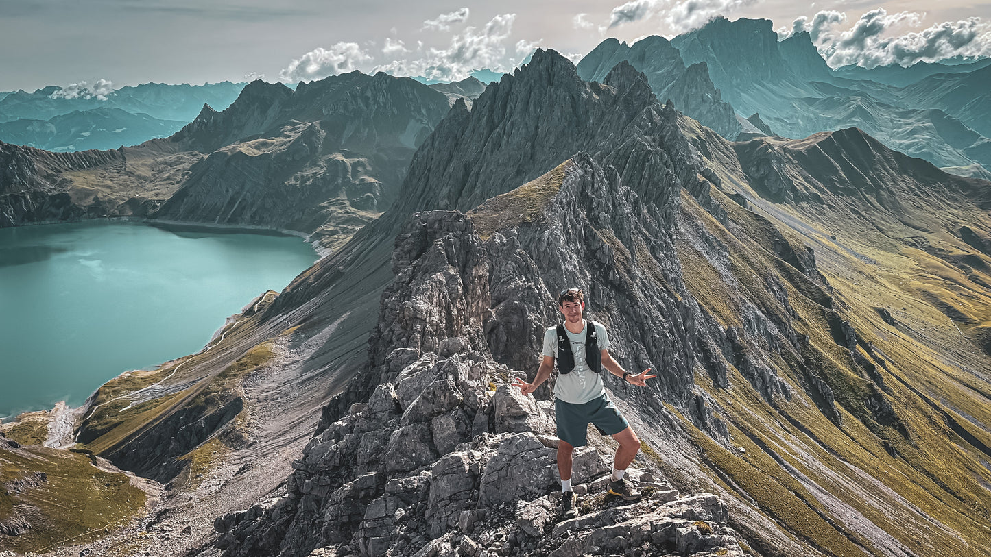 The Minimalist Individual Trailrunning Hut to Hut Tour in Rätikon Mountain Range