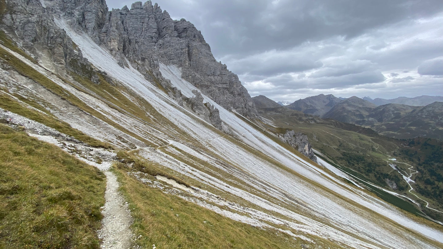 Beginnerstocht trailrunning Innsbruck met gidsen Stefan & Nicky